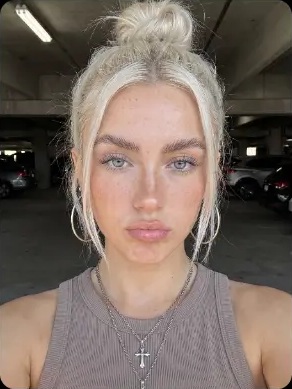 Nova — Clean girl · natural AI influencer